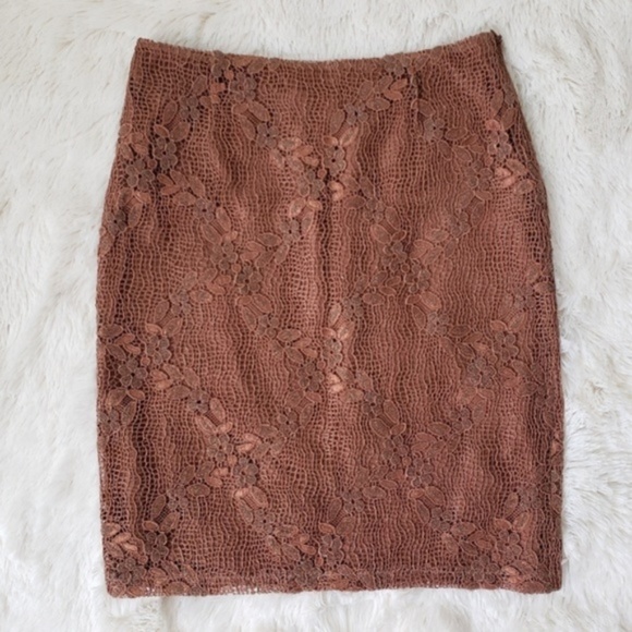 Adrienne Vittadini Dresses & Skirts - Adrienne Vittadini 》Lace Skirt | #SK104